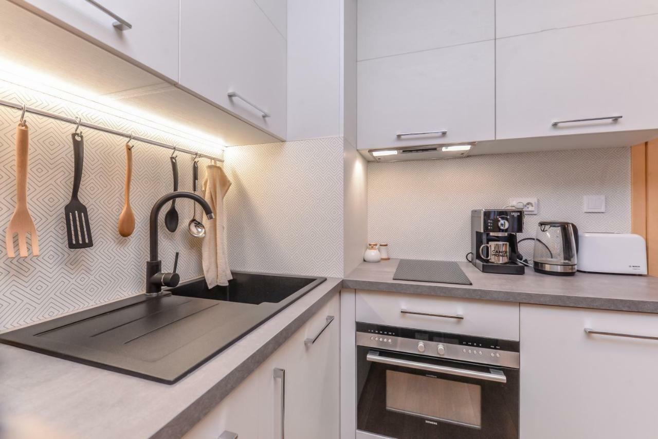 The Spot - Fully Equipped, Central, Modern Studio By Flat Mаnager Sofia Exteriör bild
